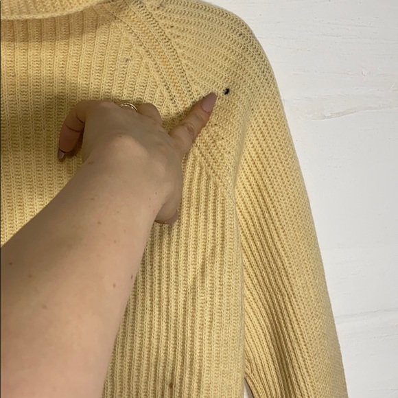 SOLD SOLD SOLD VTG granny knitted cardigan sweater - Picture 5 of 7